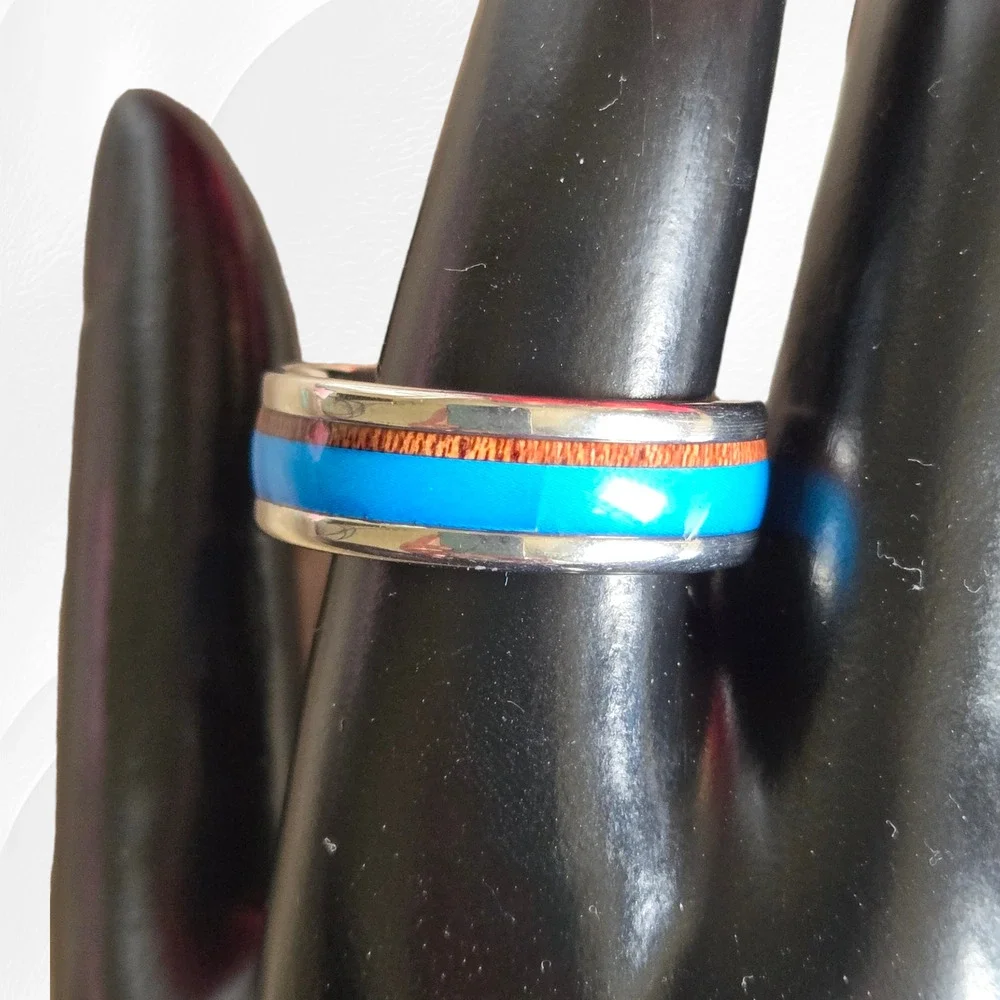 Turquoise Wood Pattern Band Inlay Stainless Steel Fashion Ring Size 11
